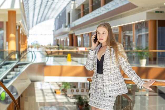 Practical Shopping Tips: Payment, Tax Refunds, and Stores Hours