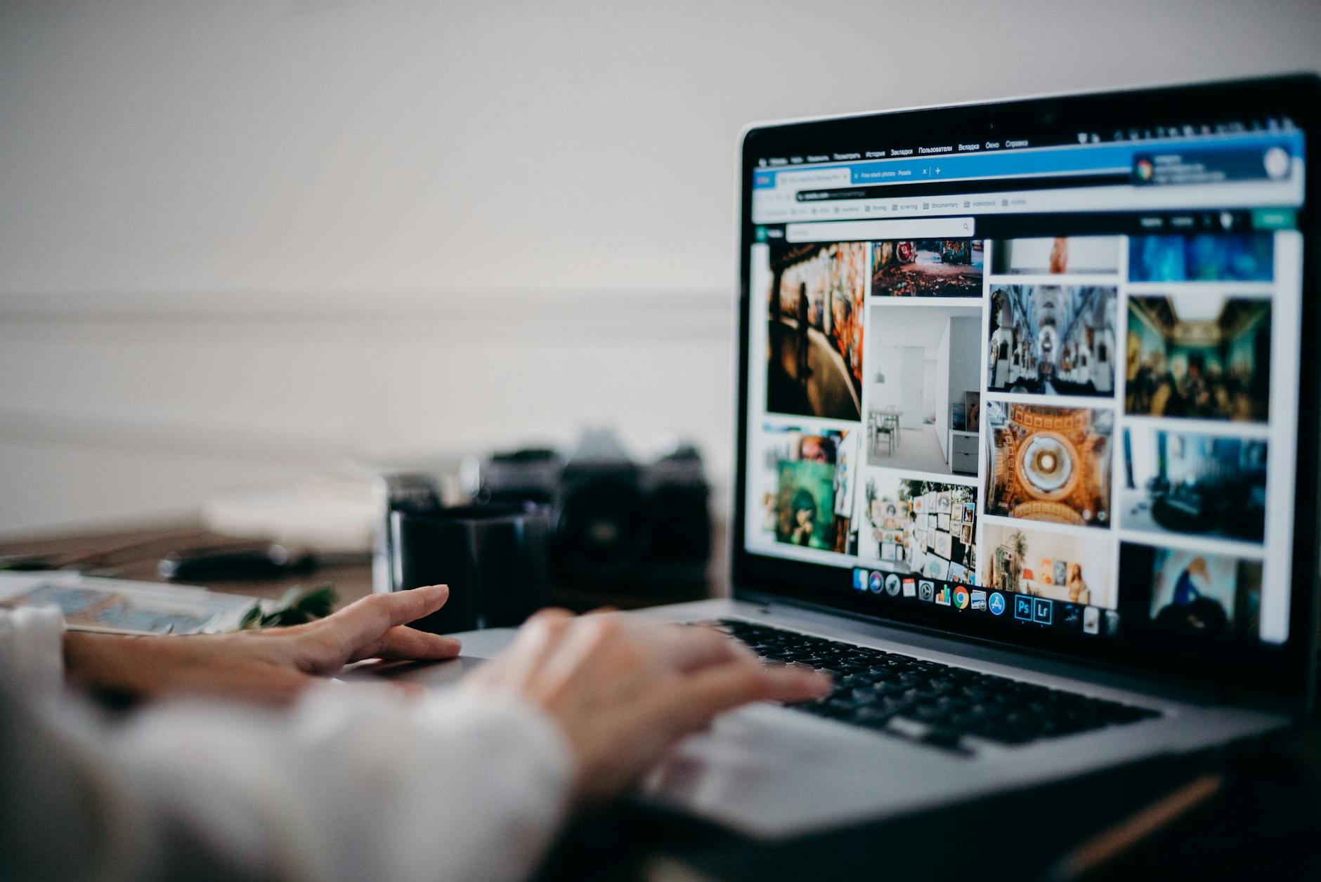 How to Do a Reverse Image Search - Step-by-Step Guide & Tools