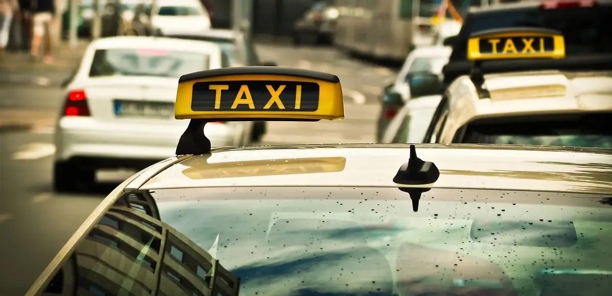 Mykonos Taxis