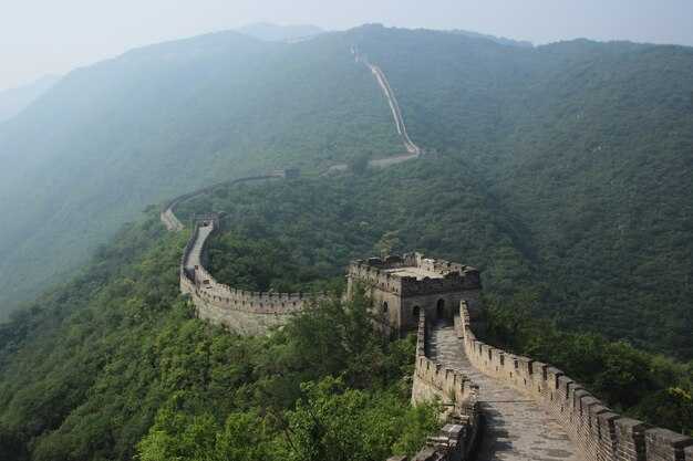 How to choose a Wall section based on crowds, views, and hiking difficulty